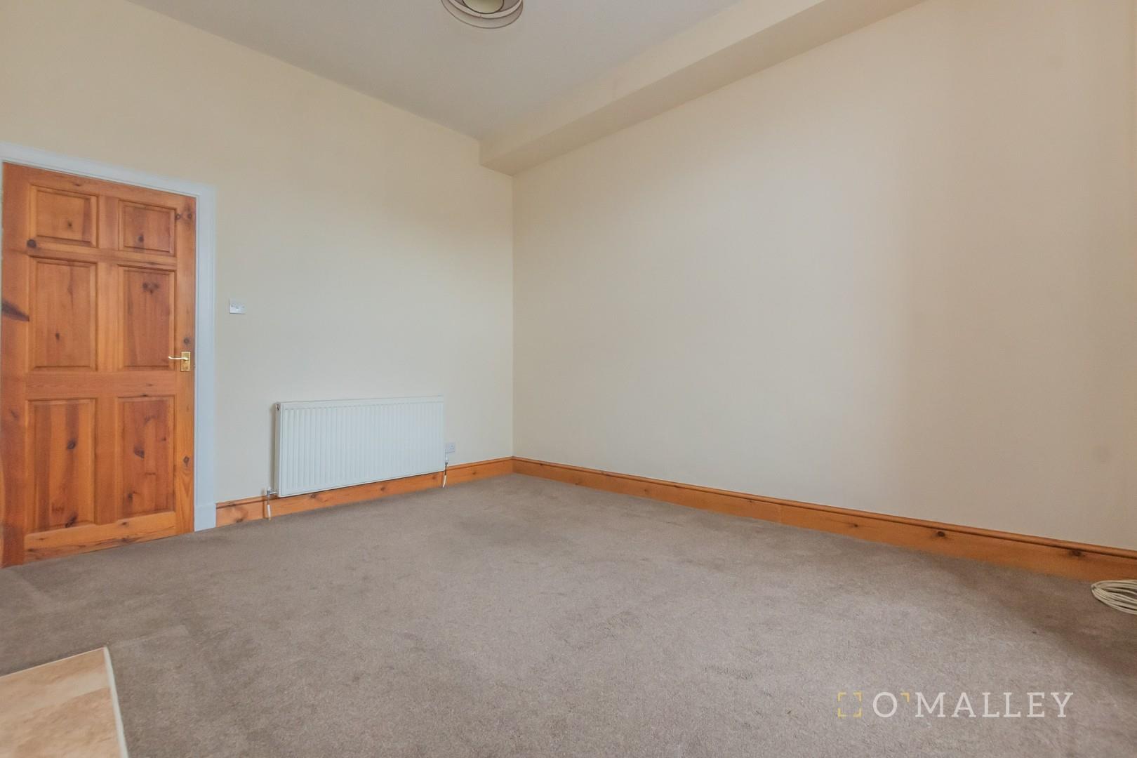 8. Living Room 3.jpg